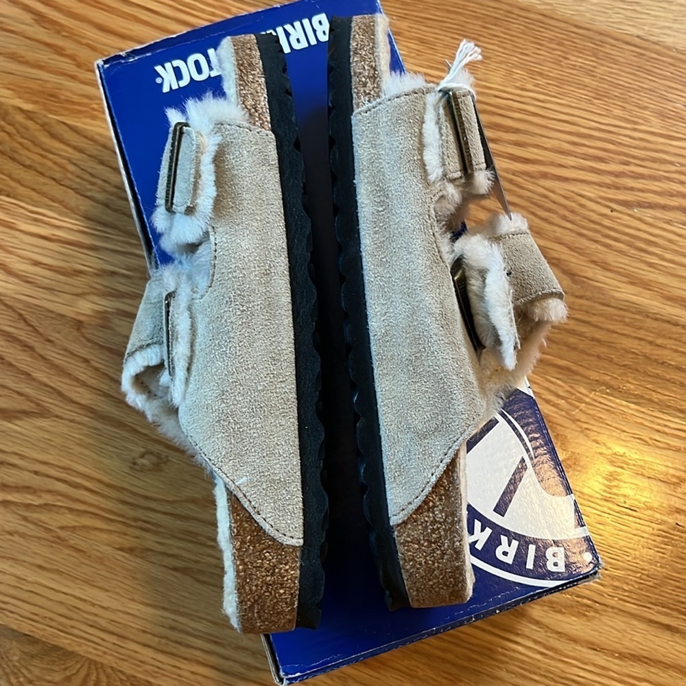 Birkenstock Arizona Shearling Suede Leather Sandal Size 7 New in Box - Picture 9 of 15